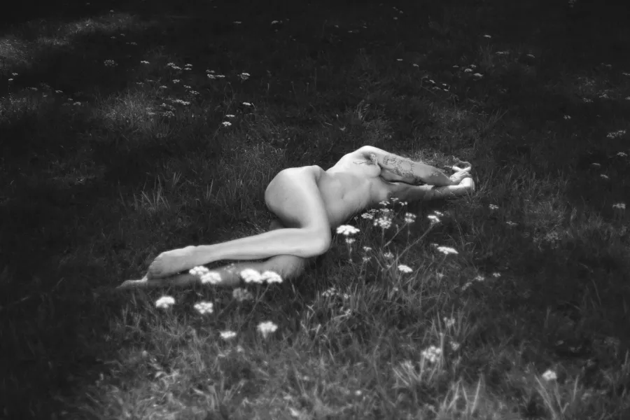 Model photograph 3