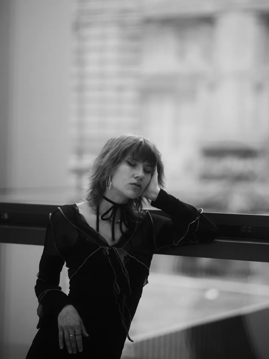 Model photograph 5